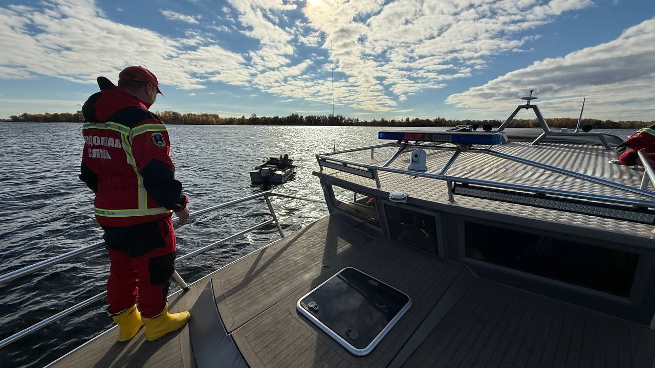 Бывший начальник саратовской водолазной службы: к покупке именно T-Rex 40 никто не стремился Бывший начальник саратовской водолазной службы: к покупке именно T-Rex 40 никто не стремился